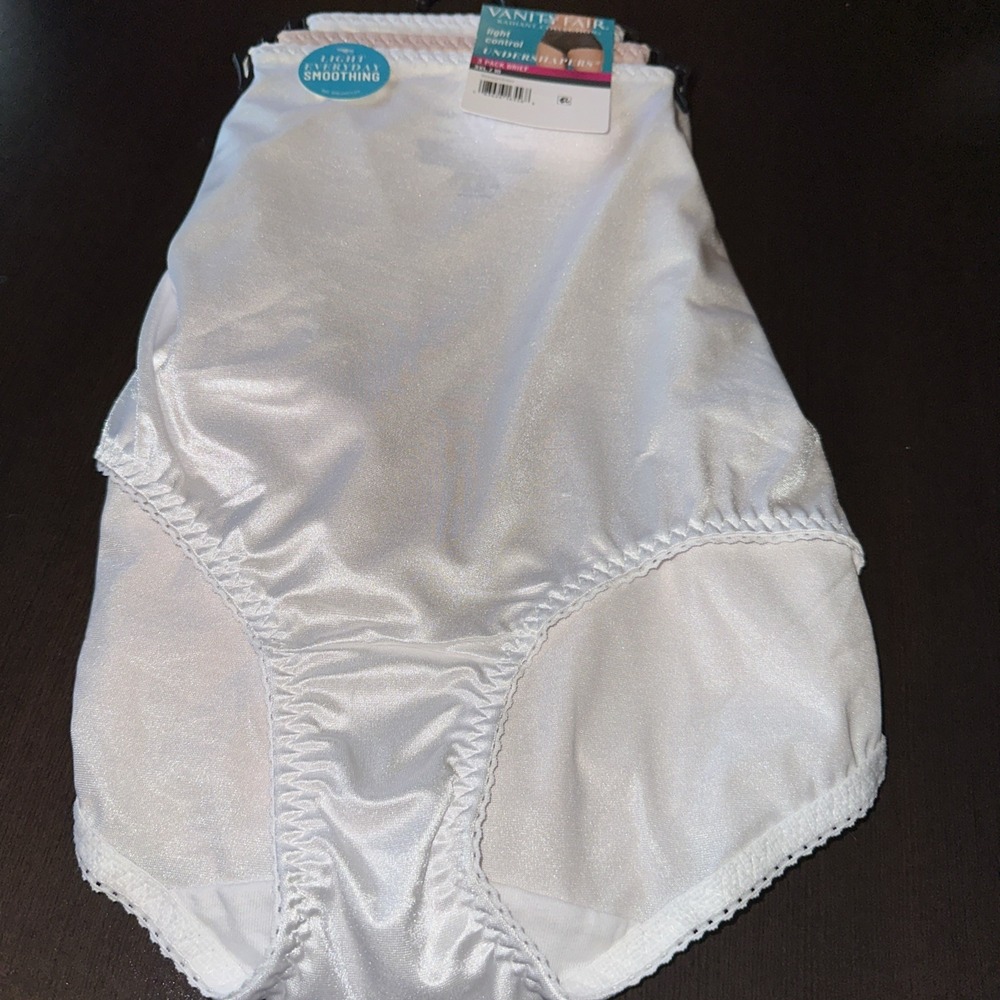 Vanity Fair Radiant Undershapers Brief Underwear 3 Pair Nylon Women 3XL/10 - Picture 2 of 9